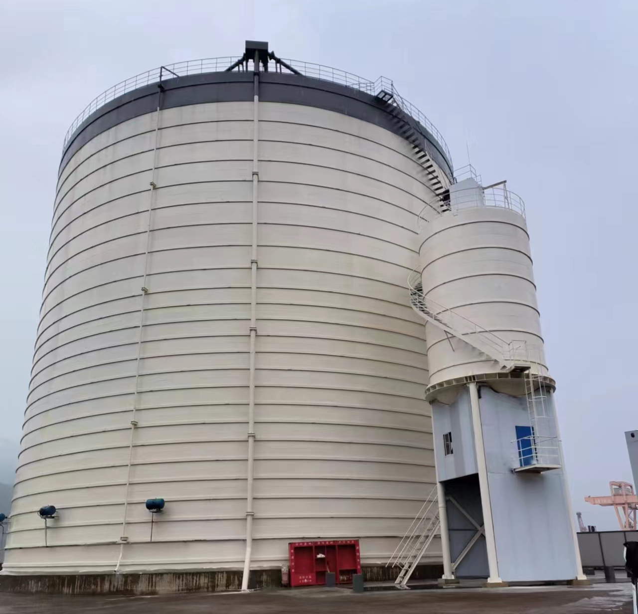 中宁10万吨水泥钢板库